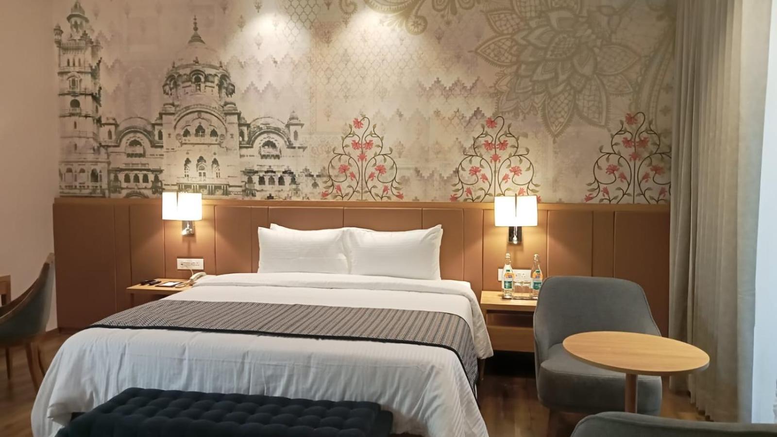 สโรวร ปอร์ติโก สมนาถ Hotel โสมนัส ภายนอก รูปภาพ