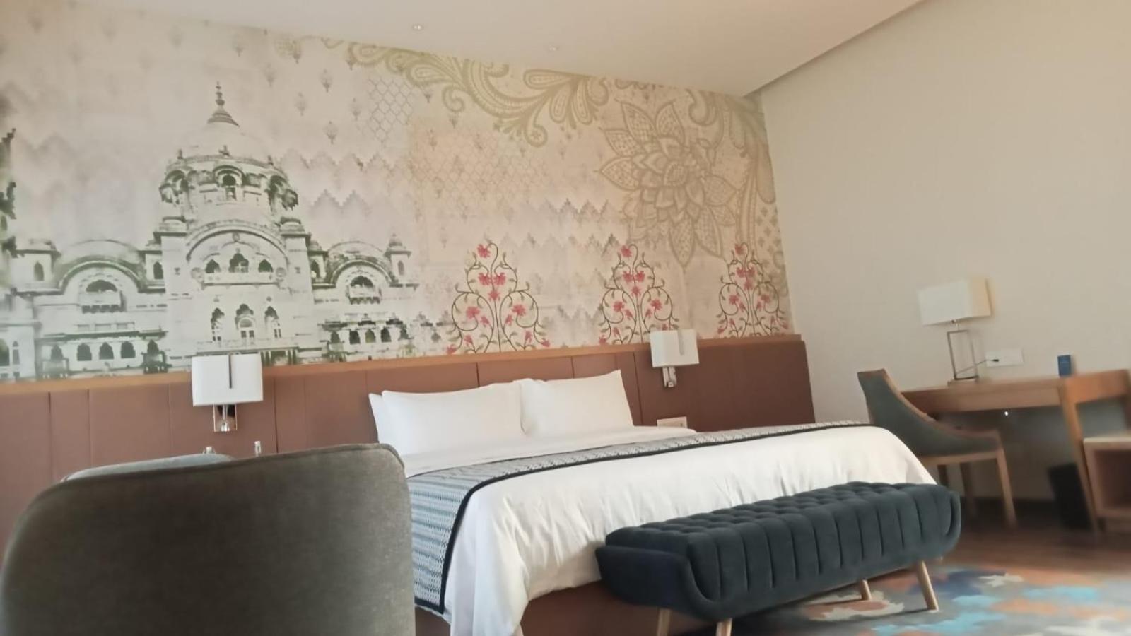 สโรวร ปอร์ติโก สมนาถ Hotel โสมนัส ภายนอก รูปภาพ
