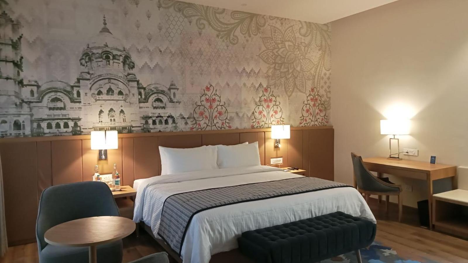 สโรวร ปอร์ติโก สมนาถ Hotel โสมนัส ภายนอก รูปภาพ