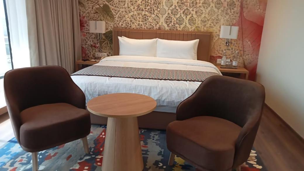 สโรวร ปอร์ติโก สมนาถ Hotel โสมนัส ภายนอก รูปภาพ
