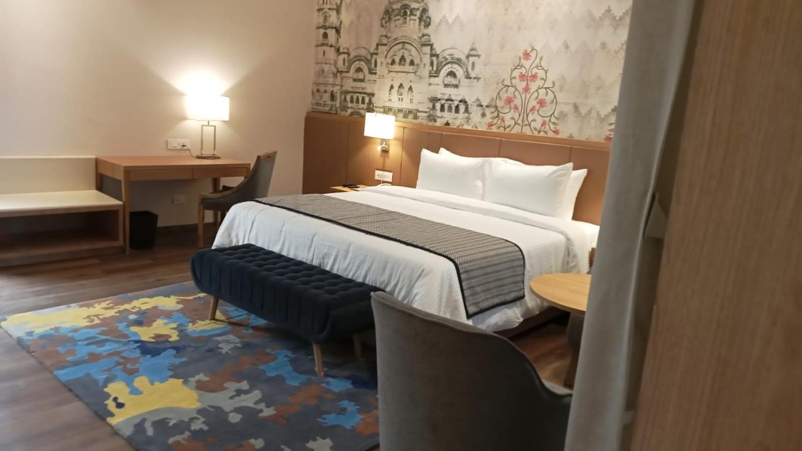 สโรวร ปอร์ติโก สมนาถ Hotel โสมนัส ภายนอก รูปภาพ