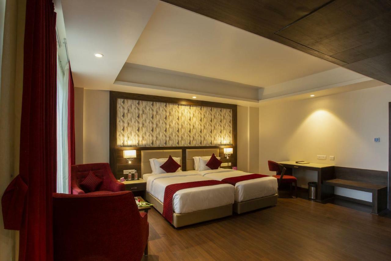 สโรวร ปอร์ติโก สมนาถ Hotel โสมนัส ภายนอก รูปภาพ
